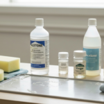 Jak skutecznie usunąć klej „Kropelka” z plastiku?