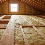 Jaka grubość wełny na poddasze nieużytkowe? Ocieplenie krok po kroku